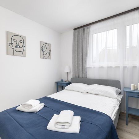 Apartment With Balcony Near Bulwary Wislane Wwa67 Варшава Екстериор снимка