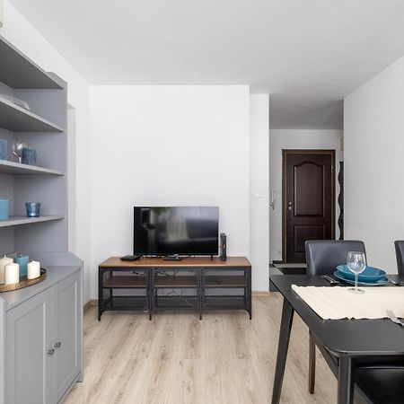 Apartment With Balcony Near Bulwary Wislane Wwa67 Варшава Екстериор снимка